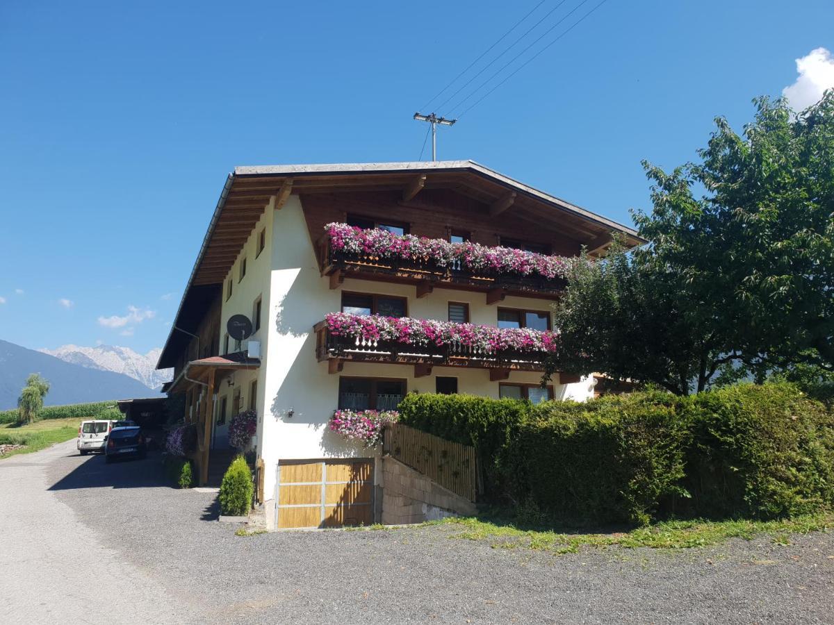 Ferienhof Bichlhof Arzl im Pitztal Bagian luar foto